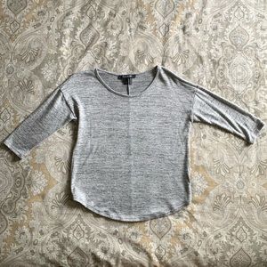 Heather gray 3/4 sleeve shirt